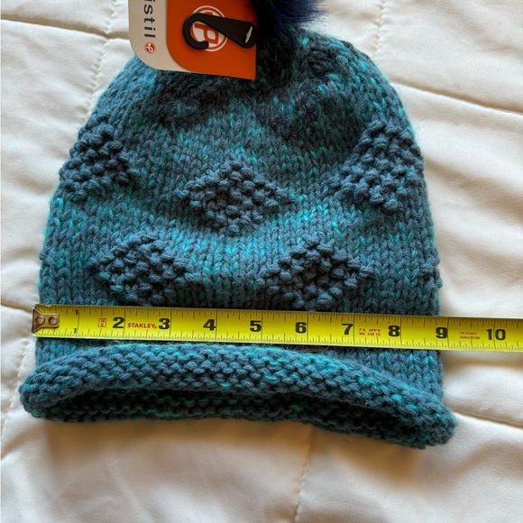 NWT Pistil Winter Hat Teal Blue with Pom Pom - Picture 7 of 8